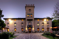hotel-castello-modena-01
